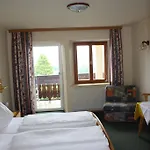 Vendégház Haus Rosenauer &