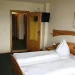 Haus Rosenauer & Vendégház