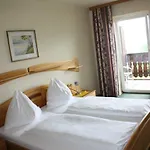 Haus Rosenauer & Vendégház