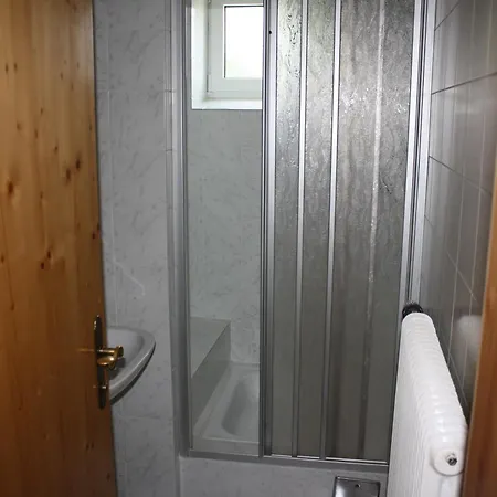 Konukevi Haus Rosenauer &