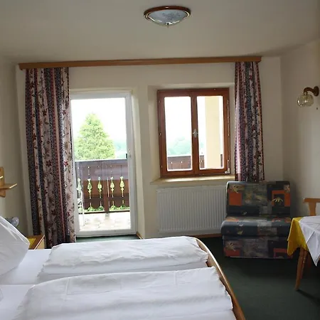 Casa de hóspedes Haus Rosenauer &