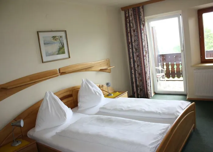 Haus Rosenauer & 게스트하우스